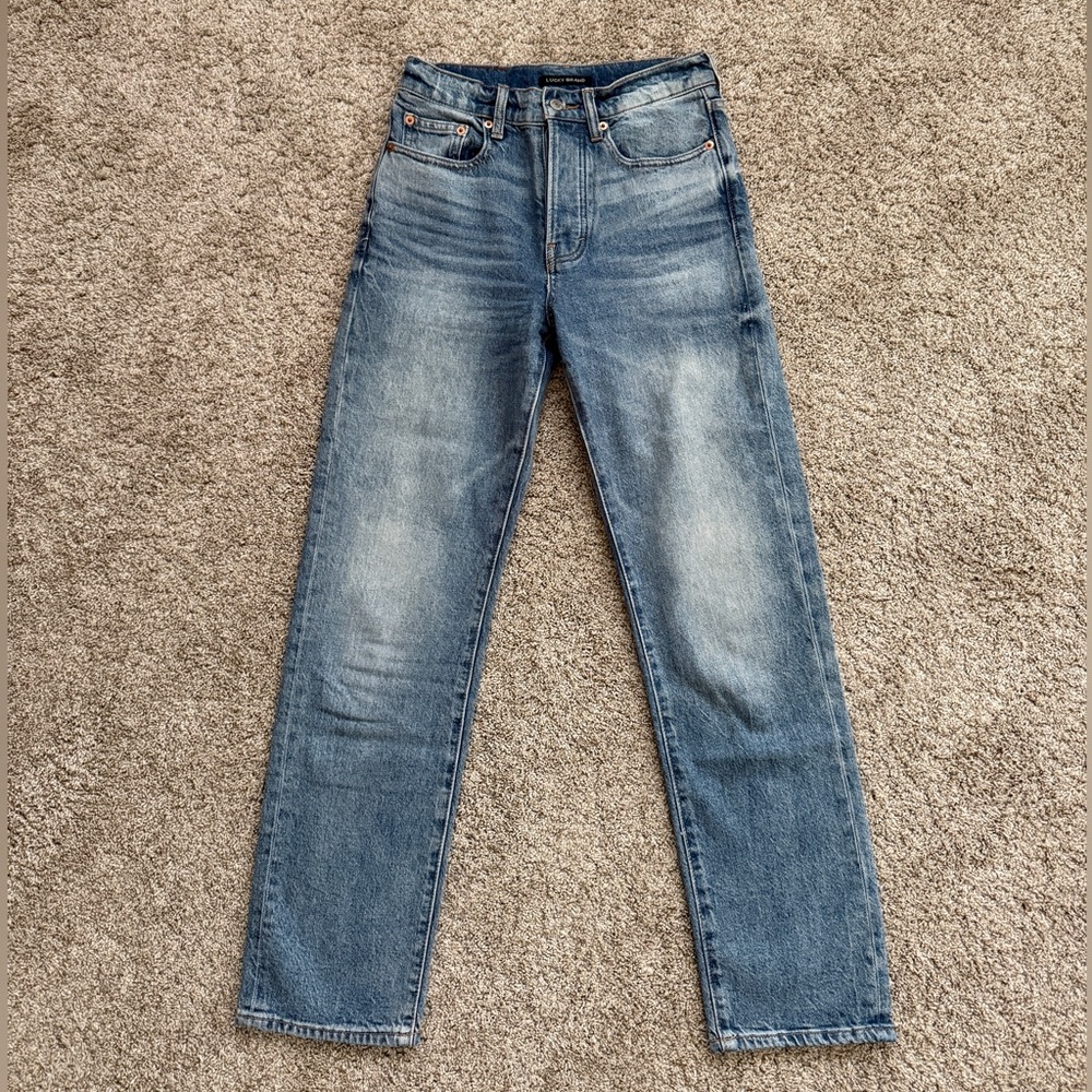 Lucky Brand high rise 90’s loose jeans, size 25